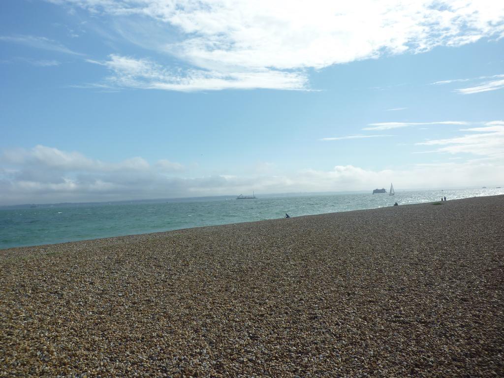 Stones Throw From The Beach - Stunning Sea View Portsmouth Exterior photo
